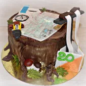 Торт с картой и компасом