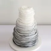 Свадебный торт "Омбре" серый