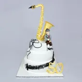 Торт "Музыкант с саксофоном"